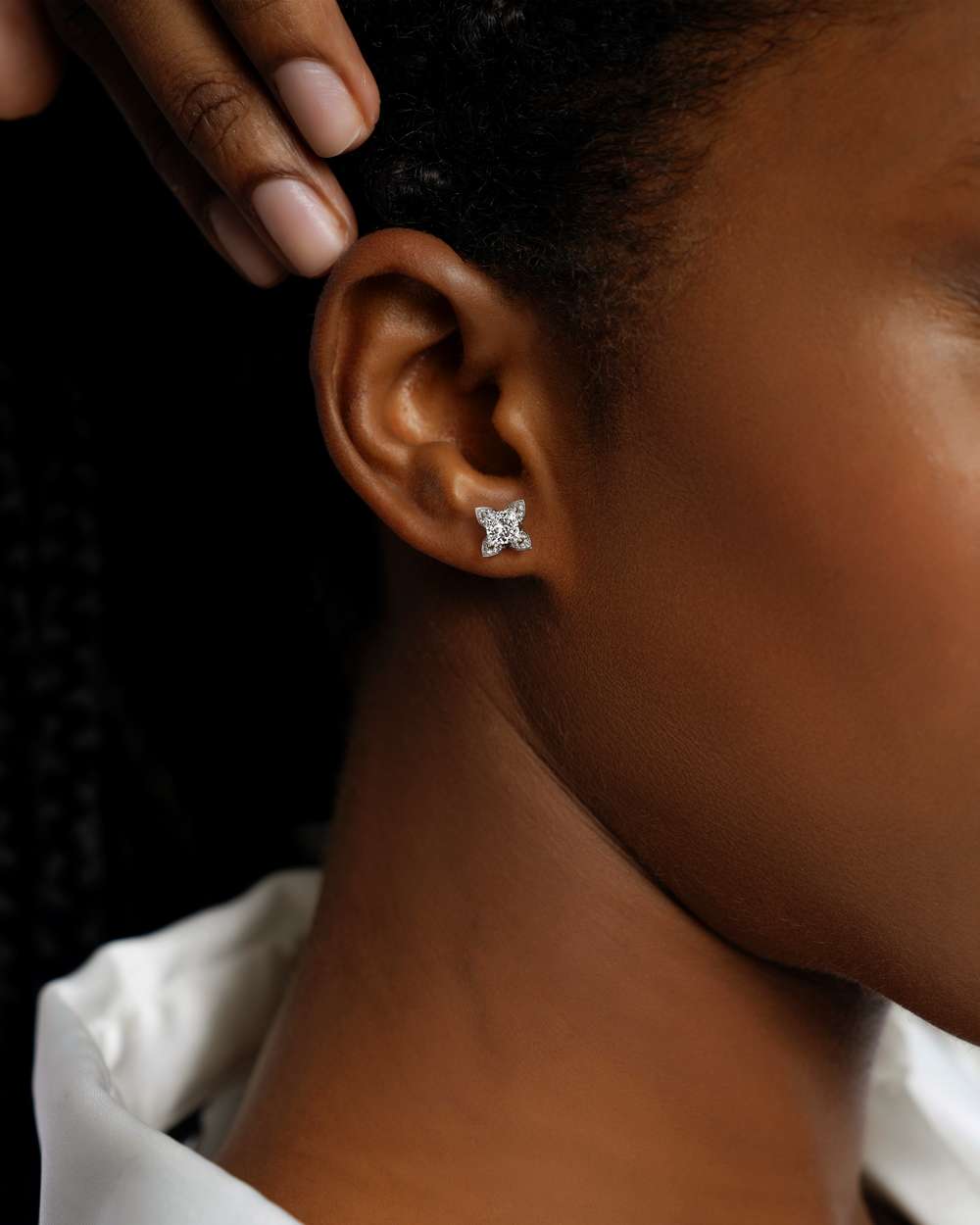 Etera Diamond Stud Earrings