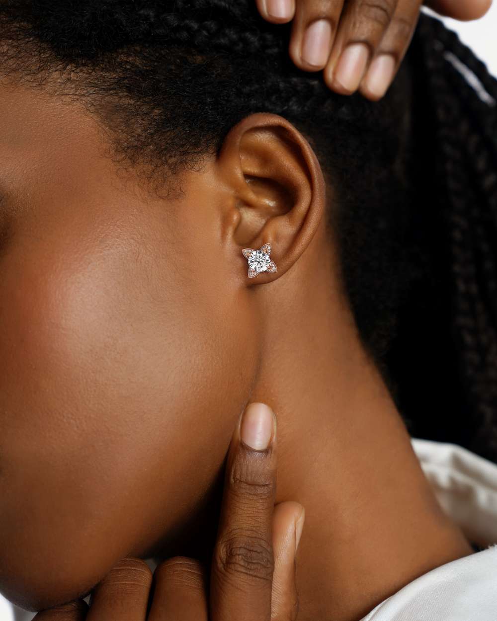 Etera Diamond Stud Earrings