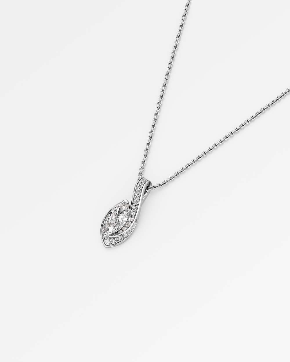 Alinéa Diamond Pendant
