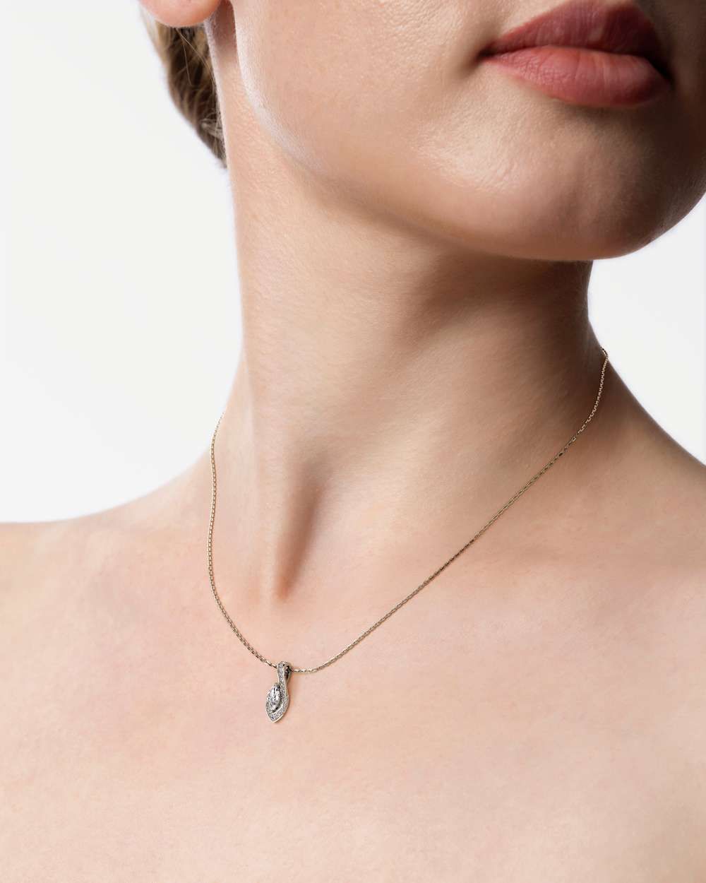 Alinéa Diamond Pendant