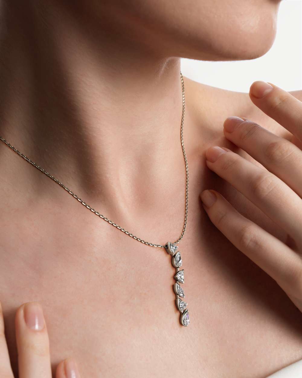 Vettaire Diamond Pendant