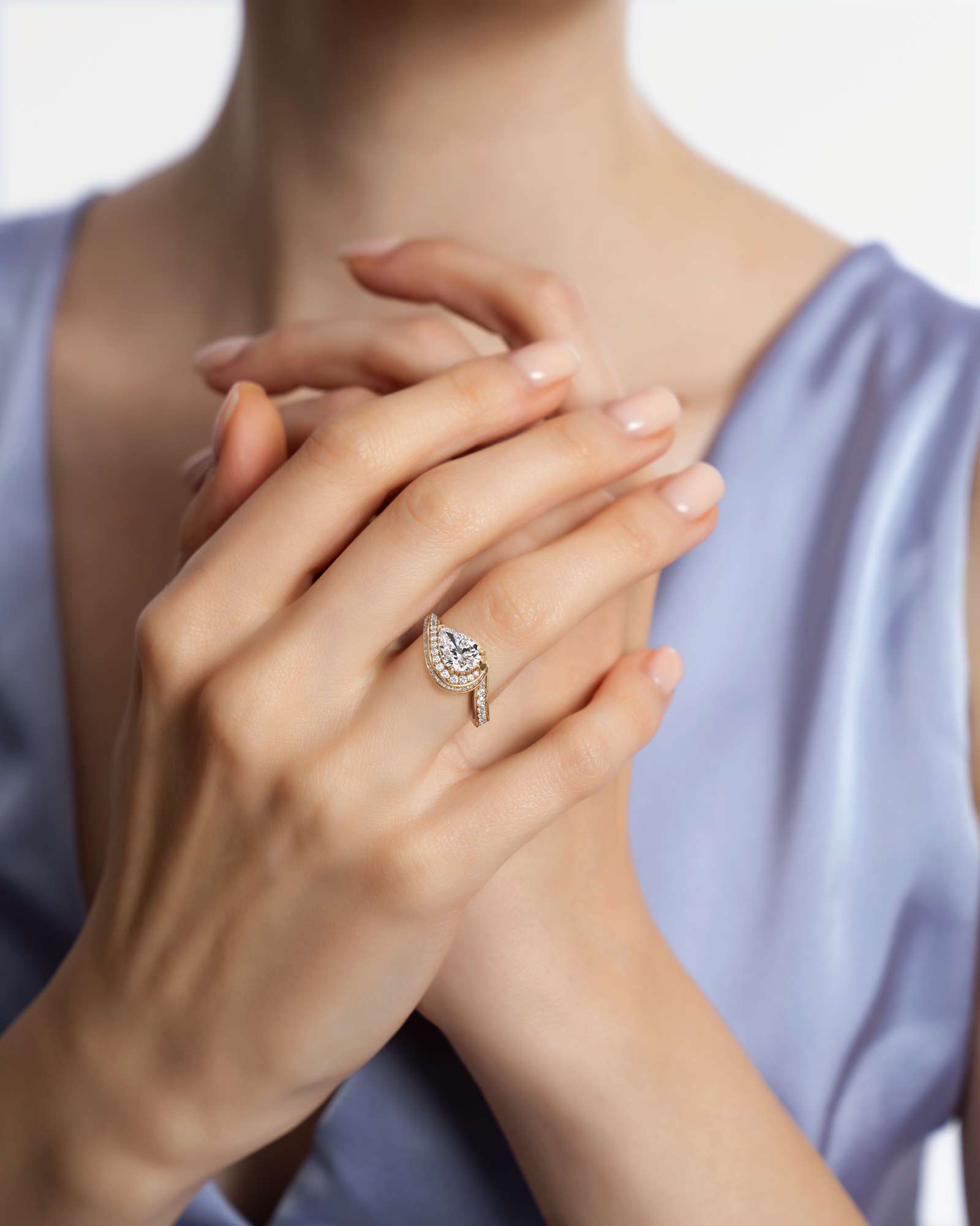 You Alizé Diamond Engagement Ring, With 1.50 ct Pear Cut in 14K Yellow Gold (2.11 ctw)