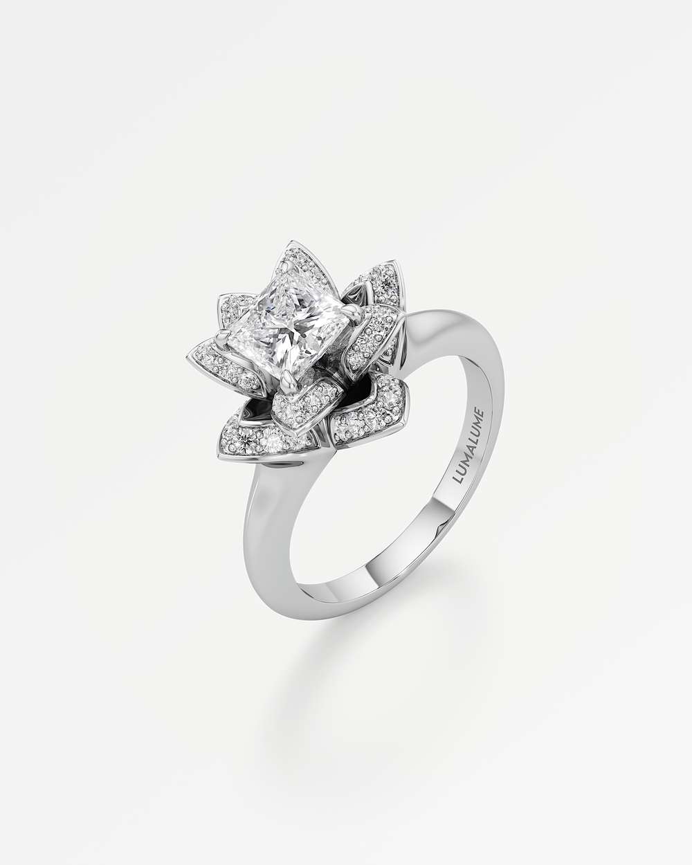 Eterna Diamond Engagement Ring