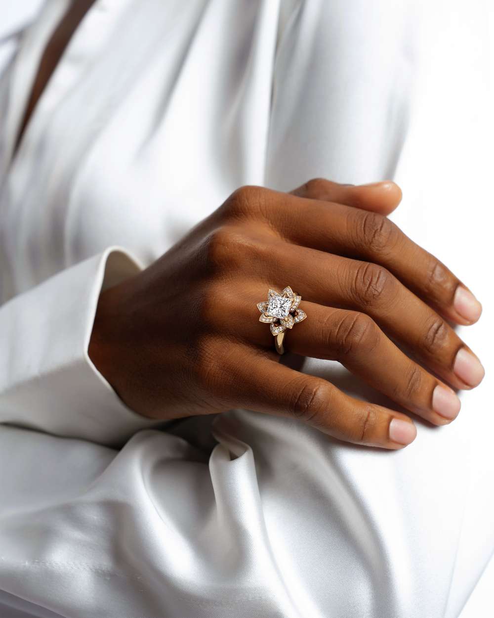 Eterna Diamond Engagement Ring