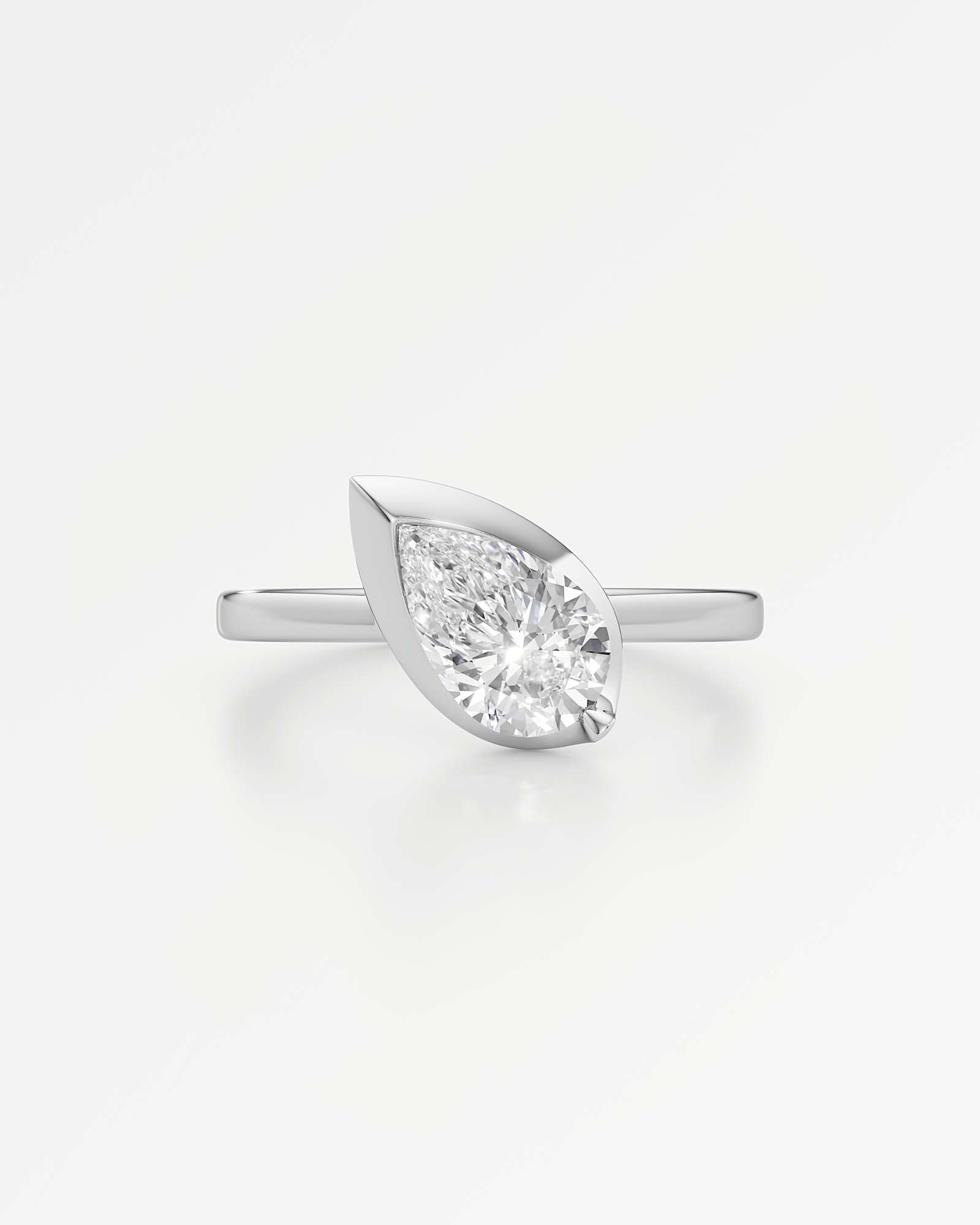 Apice Diamond Ring