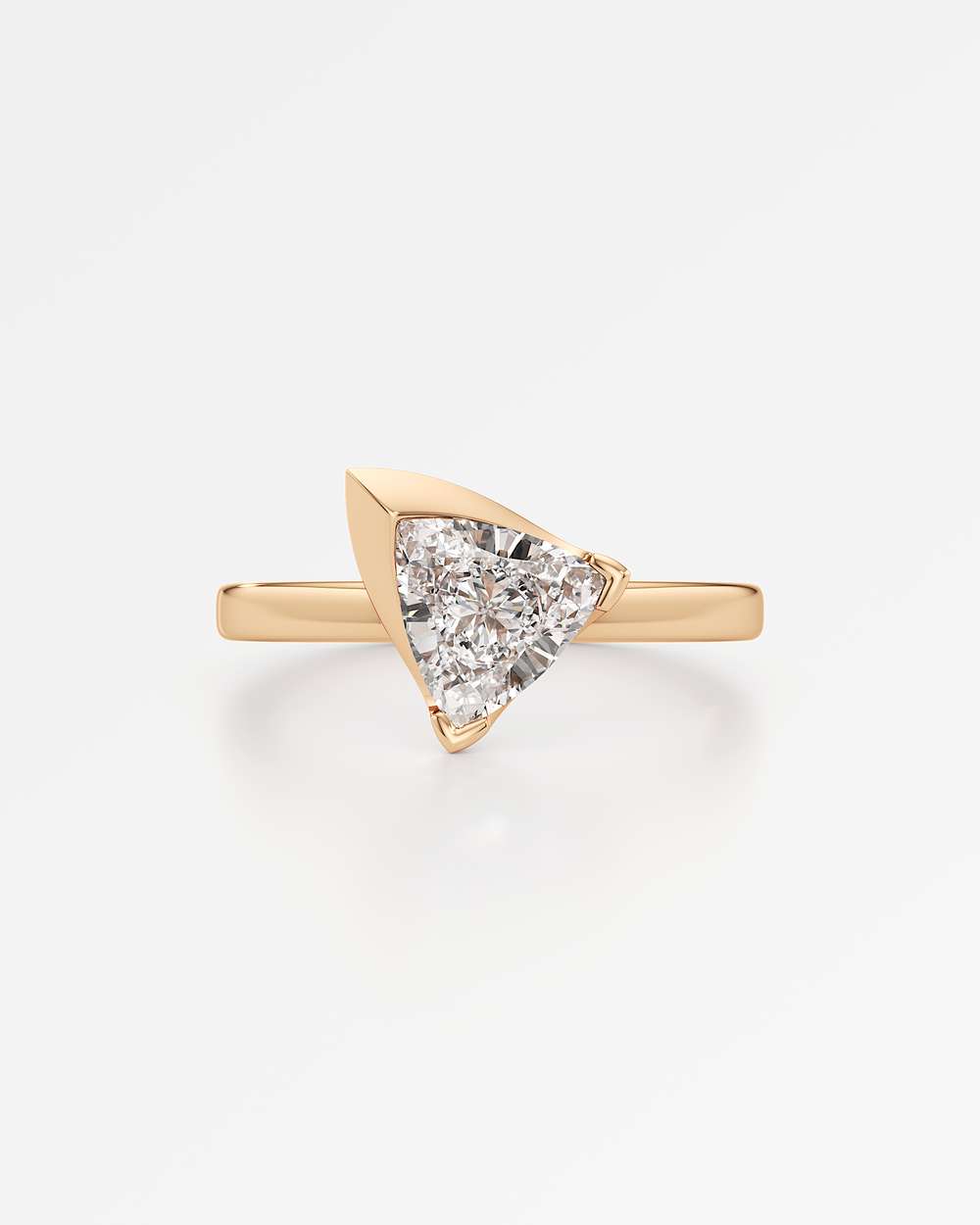 Apitris Diamond Ring