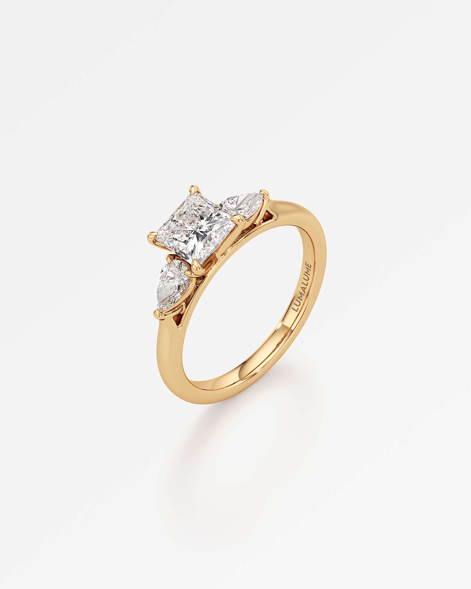 Verve Trinette Solitaire Diamond Engagement Ring, With 1.00 ct Princess Cut in 14K Yellow Gold (1.40 ctw)